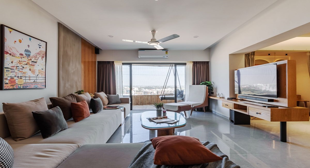 Clubhouse and pool amenities at Radicon Vedantam